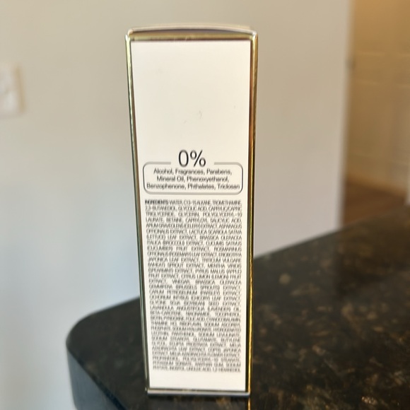 BYROE Celery AHA + LHA Resurfacing Serum 1.01 fl oz/30ml BRAND NEW/Sealed!! - Picture 8 of 12